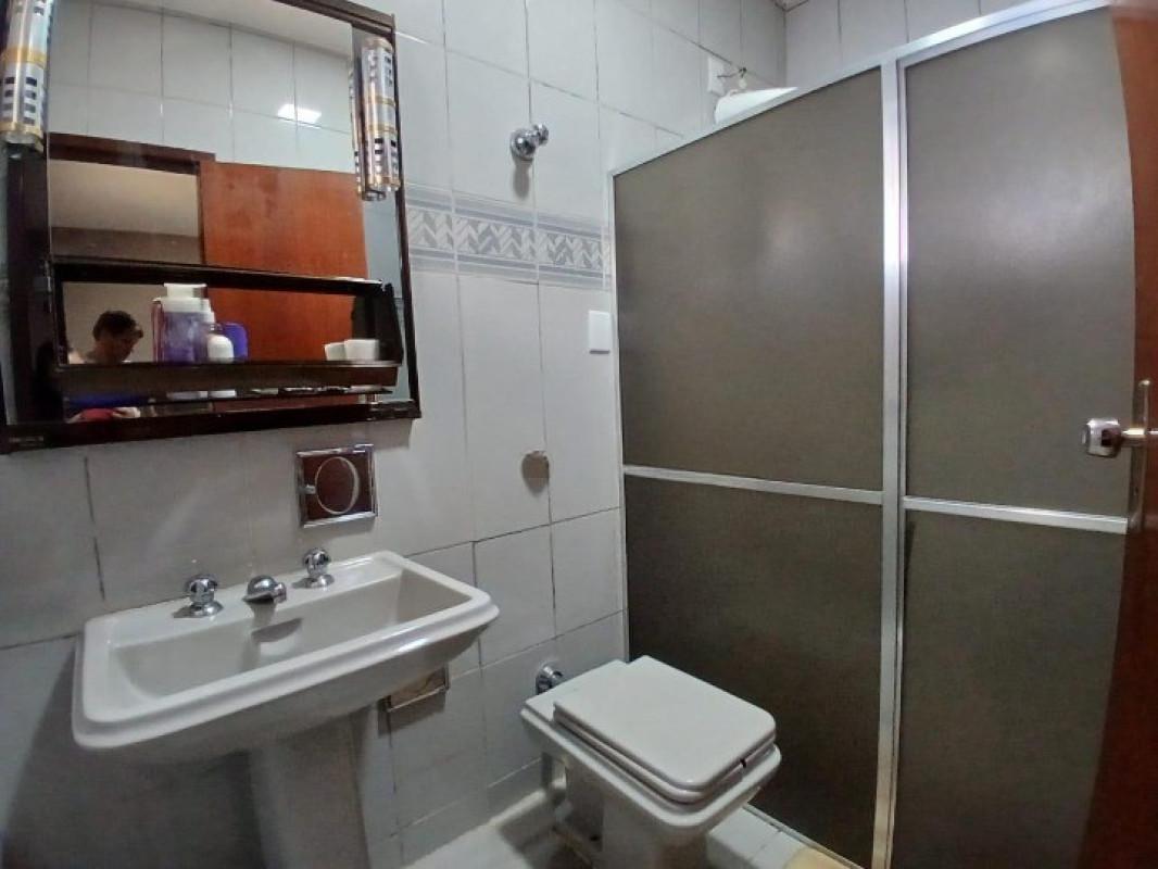 Casa, Milionários, 2 Quartos, 1 Vaga, 1 Suíte
