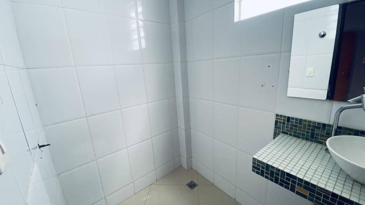 Casa, Santa Efigênia, 3 Quartos, 0 Vaga