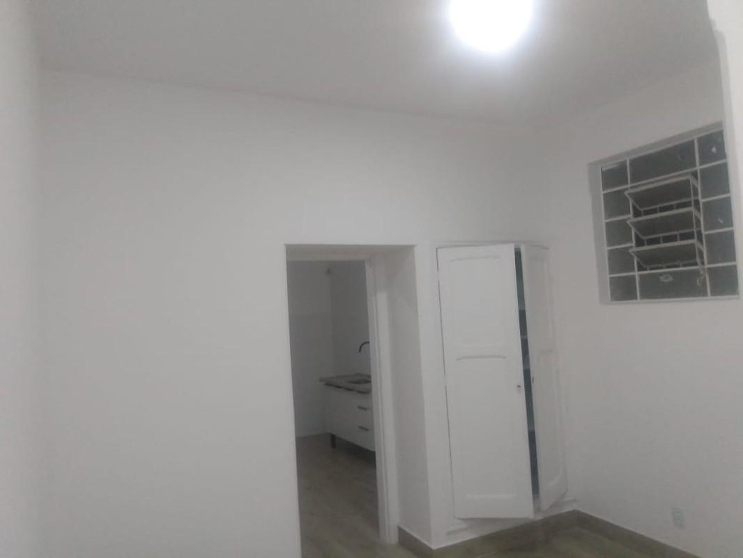 Casa, Floresta, 3 Quartos, 8 Vagas, 1 Suíte