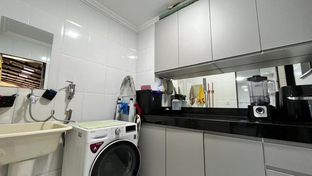 Apartamento, Barreiro, 3 Quartos, 3 Vagas, 1 Suíte