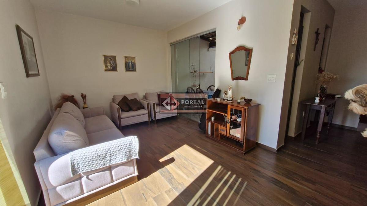 Casa, Planalto, 3 Quartos, 2 Vagas, 1 Suíte
