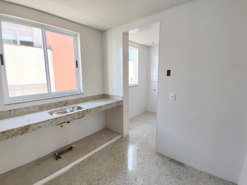 Cobertura, União, 4 Quartos, 2 Vagas, 2 Suítes