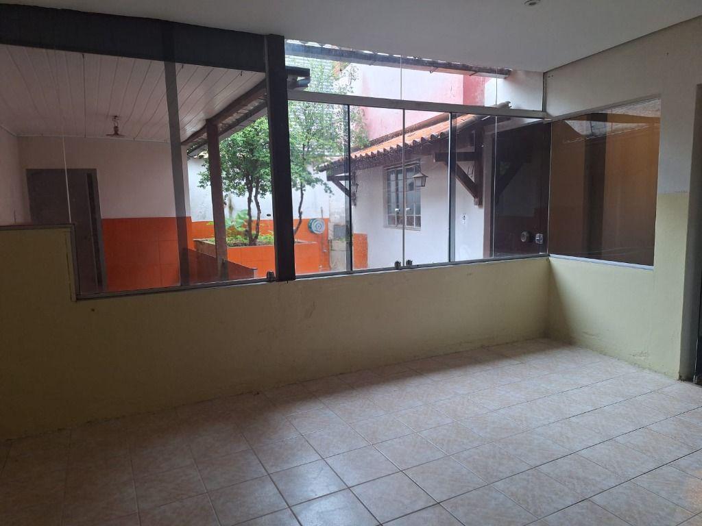 Casa, Centro, 2 Quartos, 5 Vagas, 1 Suíte