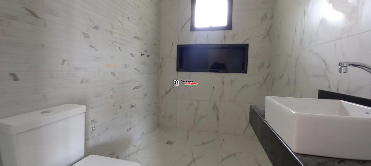 Casa, Campinho, 3 Quartos, 4 Vagas, 3 Suítes