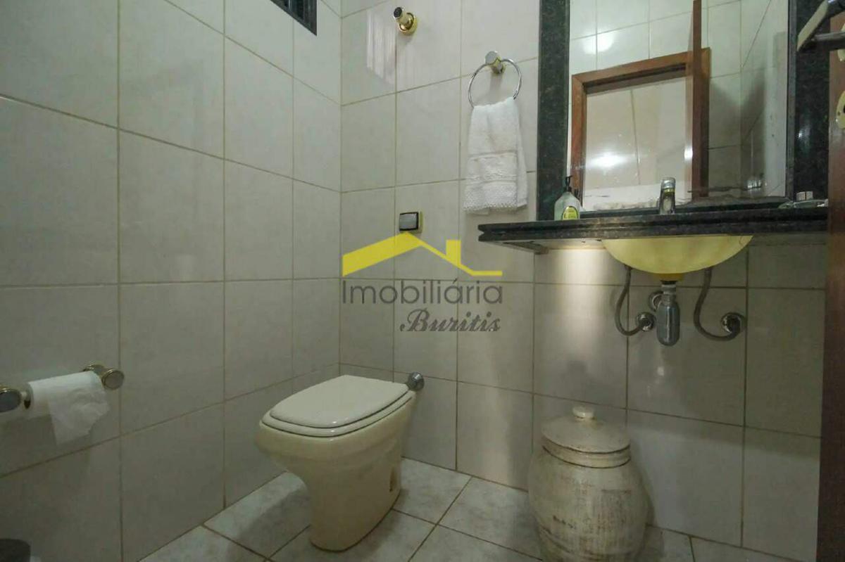 Casa, Buritis, 4 Quartos, 4 Vagas, 1 Suíte