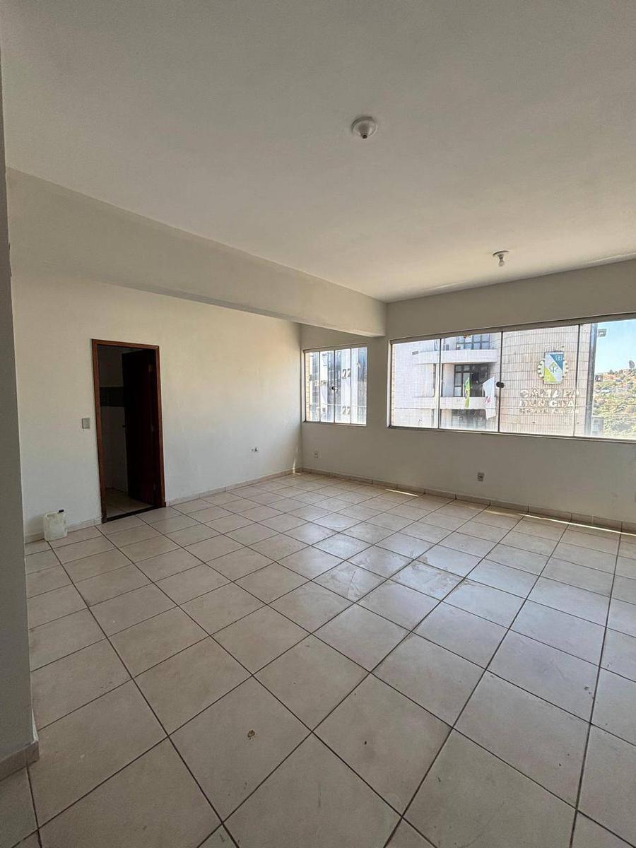 Sala, Centro, 0 Quarto, 0 Vaga