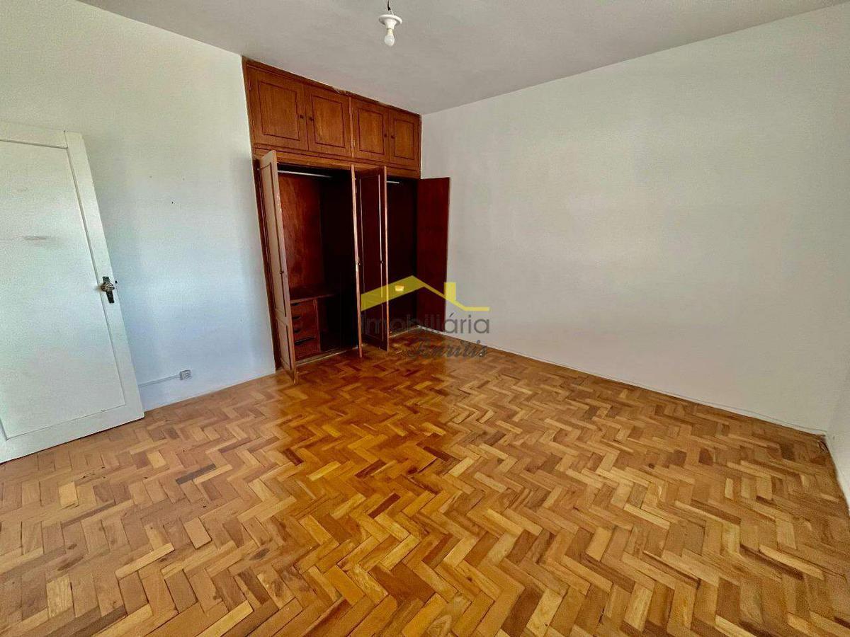 Casa, Nova Suíssa, 4 Quartos, 4 Vagas