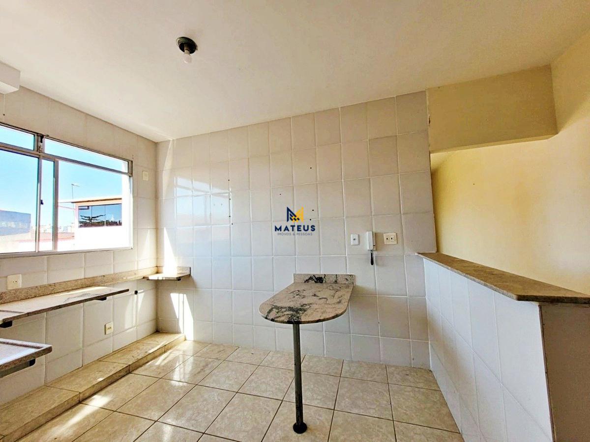 Cobertura, Santa Cruz, 4 Quartos, 2 Vagas, 1 Suíte