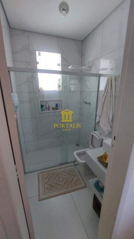 Casa, Floresta, 6 Quartos, 1 Vaga
