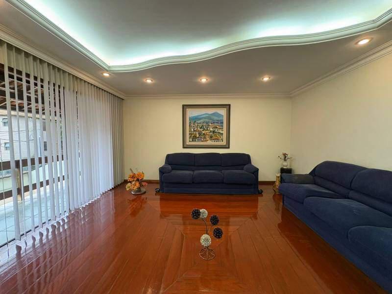 Casa, Dona Clara, 3 Quartos, 4 Vagas, 1 Suíte