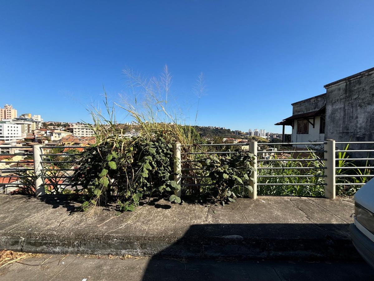 Lote, Jardim Montanhês, 0 Quarto, 0 Vaga