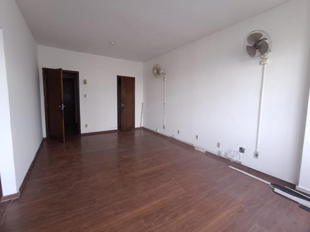 Sala, Centro, 0 Quarto, 0 Vaga