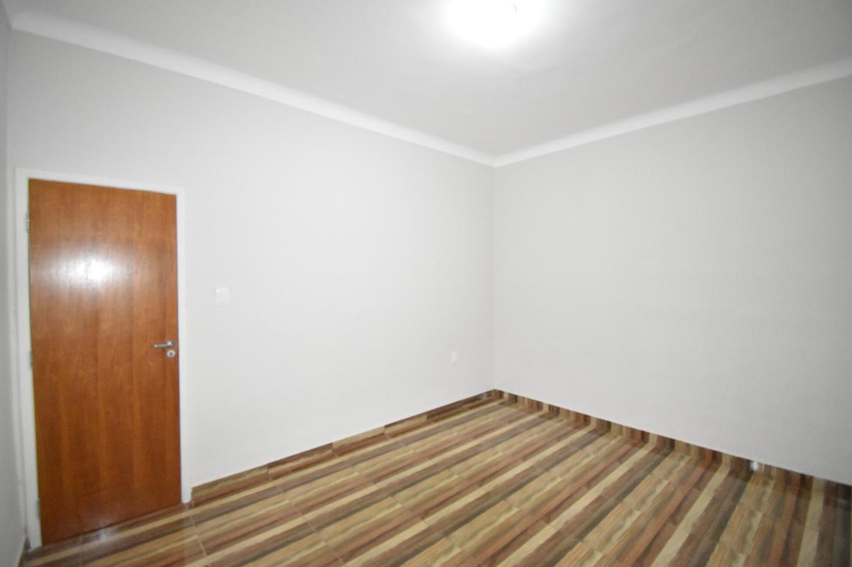 Casa, Itapoã, 2 Quartos, 0 Vaga