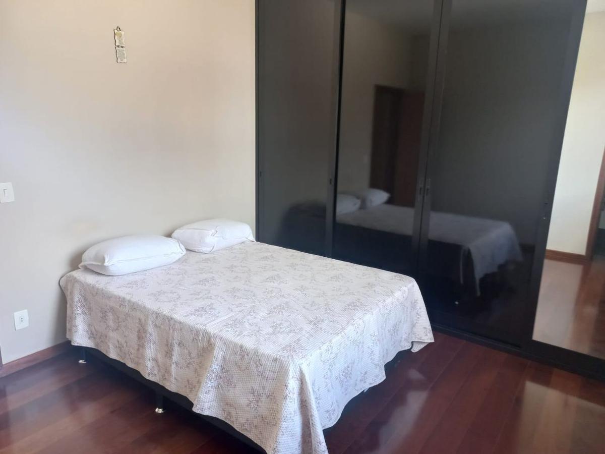 Casa, Itapoã, 4 Quartos, 4 Vagas, 2 Suítes