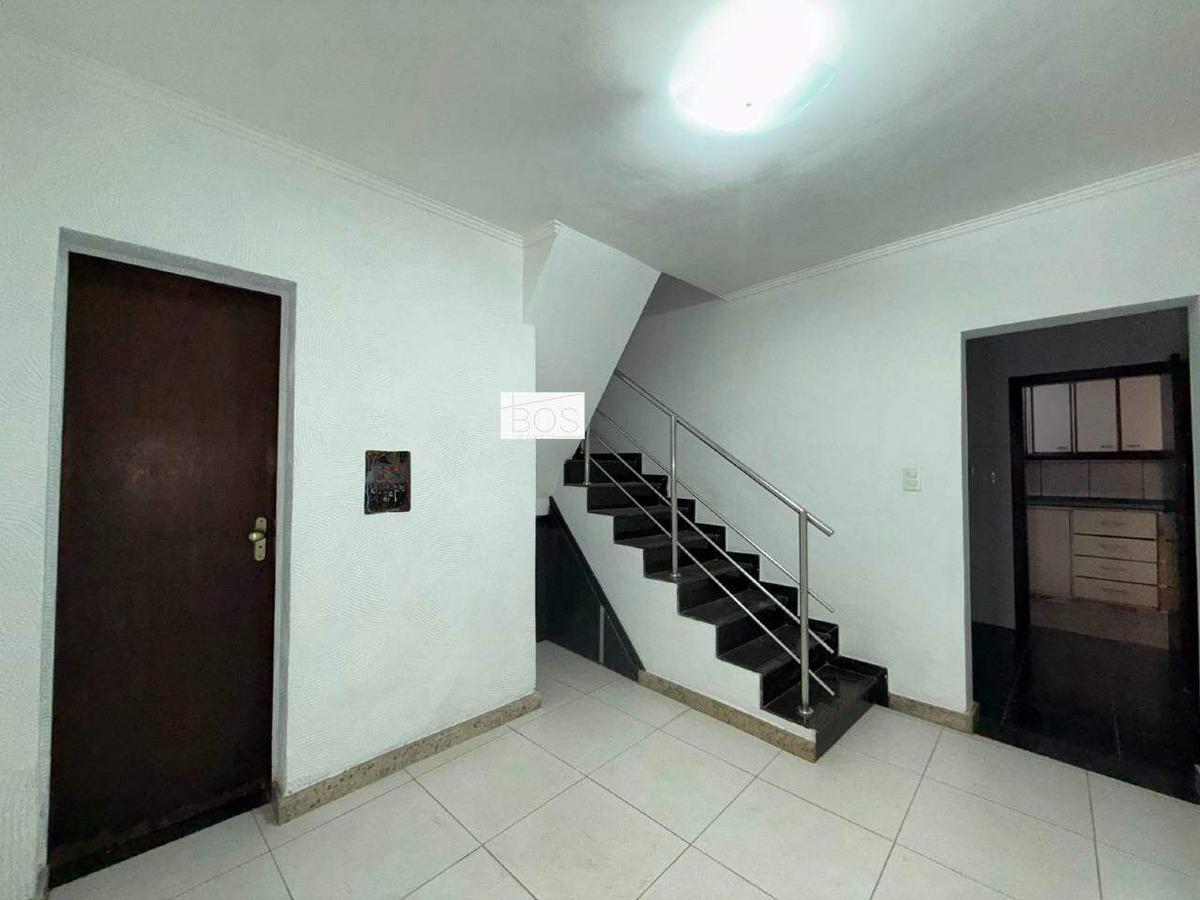 Casa, Santa Efigênia, 2 Quartos, 1 Vaga, 2 Suítes