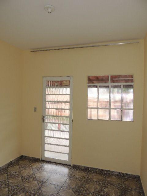 Casa, Santo Antônio (roça Grande), 2 Quartos, 0 Vaga