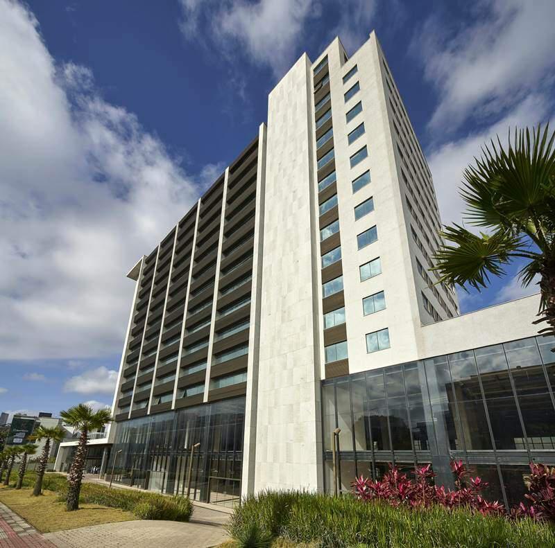Apartamento, Estoril, 2 Quartos, 1 Vaga, 2 Suítes