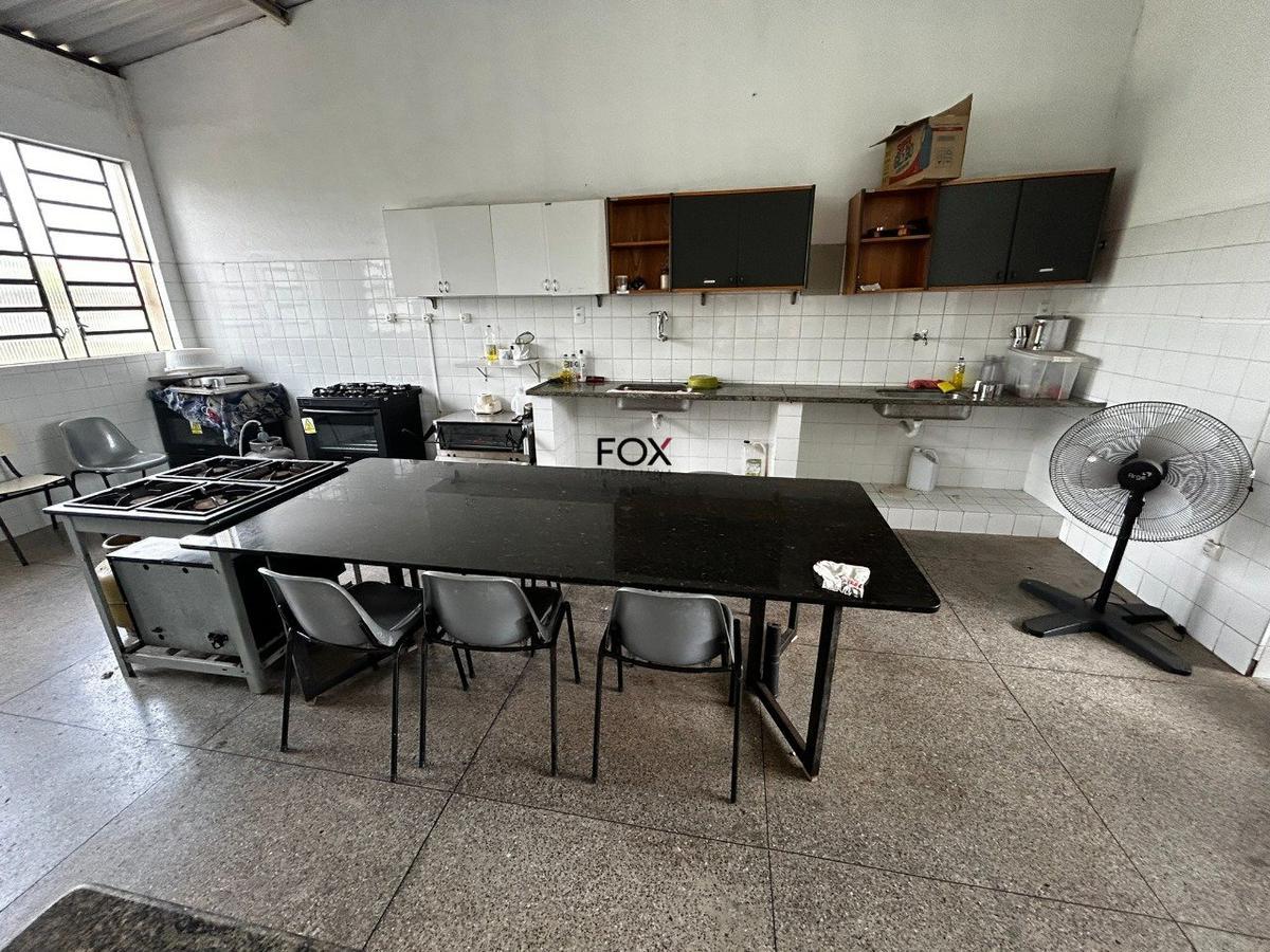 Prédio, Taquaril, 0 Quarto, 10 Vagas