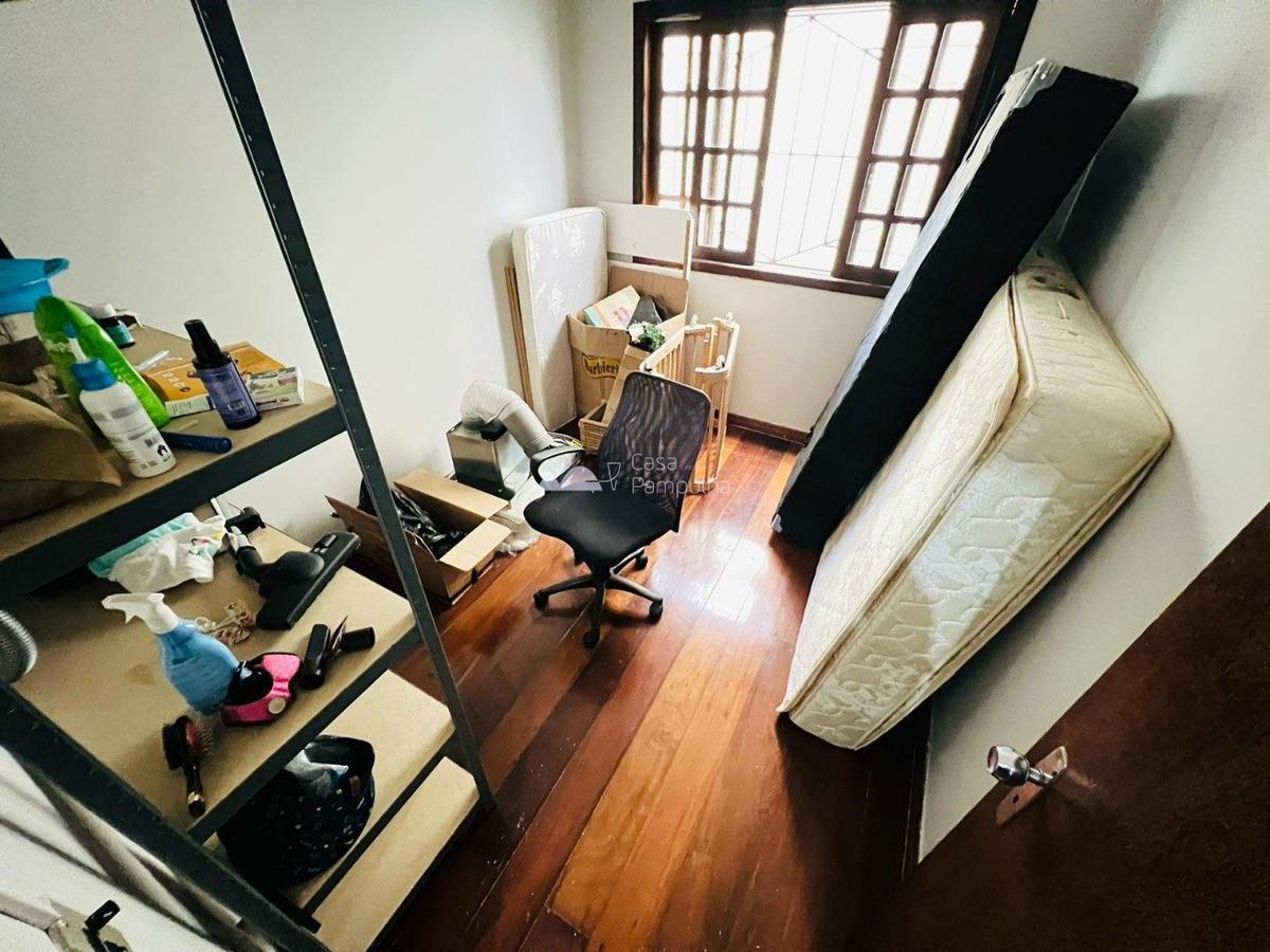 Casa, Santa Branca, 5 Quartos, 4 Vagas, 2 Suítes