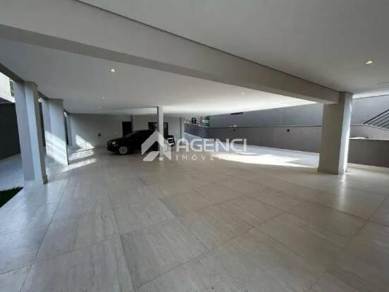 Casa em Condomínio, Alphaville - Lagoa dos Ingleses, 5 Quartos, 0 Vaga, 4 Suítes