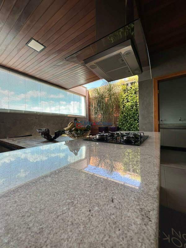 Cobertura, Funcionários, 3 Quartos, 3 Vagas, 2 Suítes