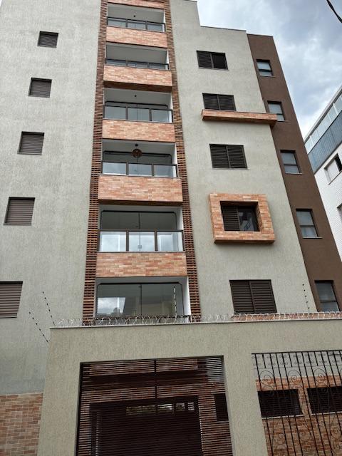Apartamento, Floresta, 3 Quartos, 2 Vagas, 2 Suítes