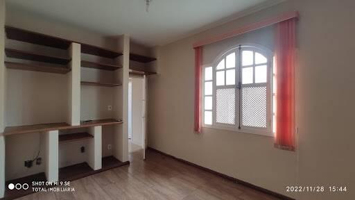 Casa, Santo Elói, 4 Quartos, 2 Vagas, 1 Suíte