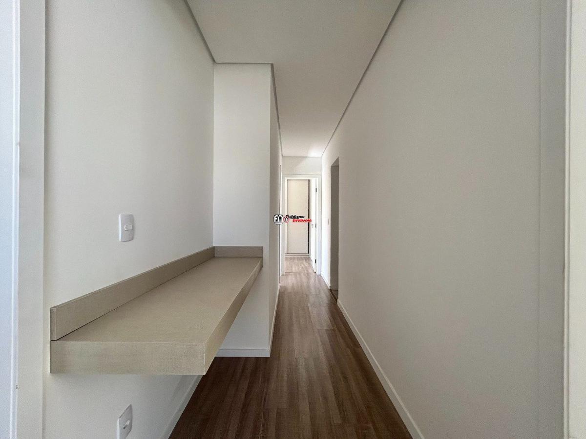 Apartamento, Castelo, 4 Quartos, 2 Vagas, 1 Suíte