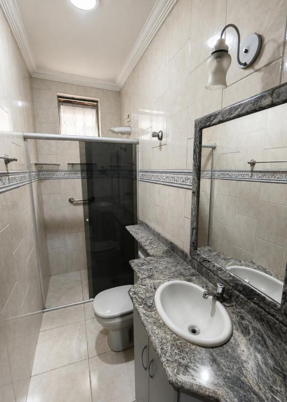 Casa, Tirol (barreiro), 4 Quartos, 4 Vagas, 1 Suíte