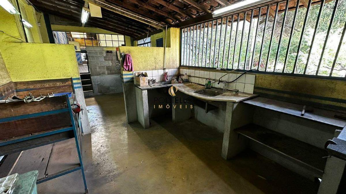 Galpão, Centro, 0 Quarto, 0 Vaga