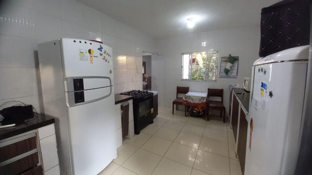 Casa, Nações Unidas, 3 Quartos, 0 Vaga, 2 Suítes