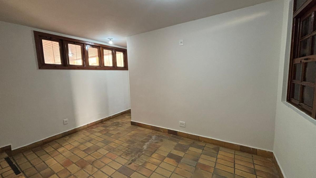 Casa Comercial, Santa Teresa, 8 Quartos, 6 Vagas, 2 Suítes