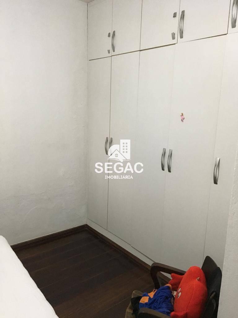 Casa, Arvoredo, 4 Quartos, 5 Vagas, 1 Suíte