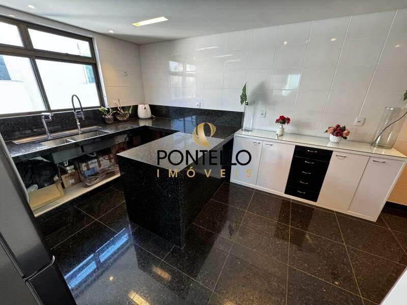 Cobertura, Fernão Dias, 4 Quartos, 4 Vagas, 3 Suítes