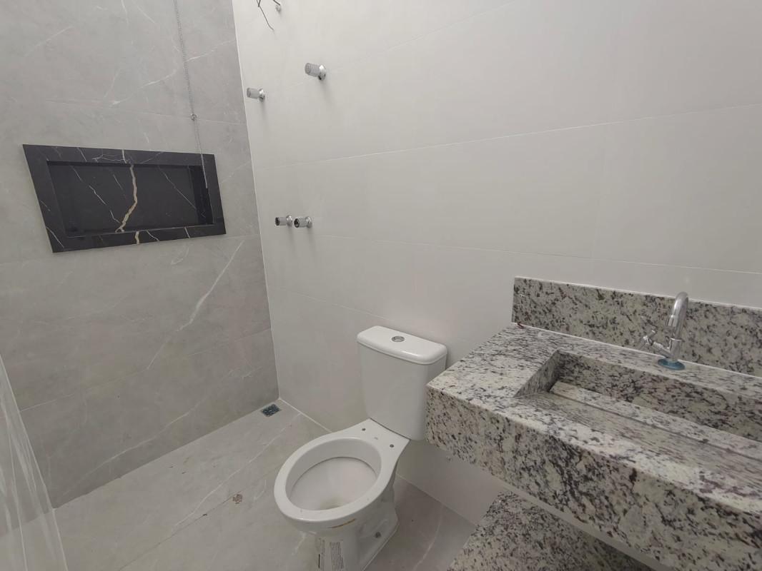 Casa, Candelária, 2 Quartos, 2 Vagas, 2 Suítes