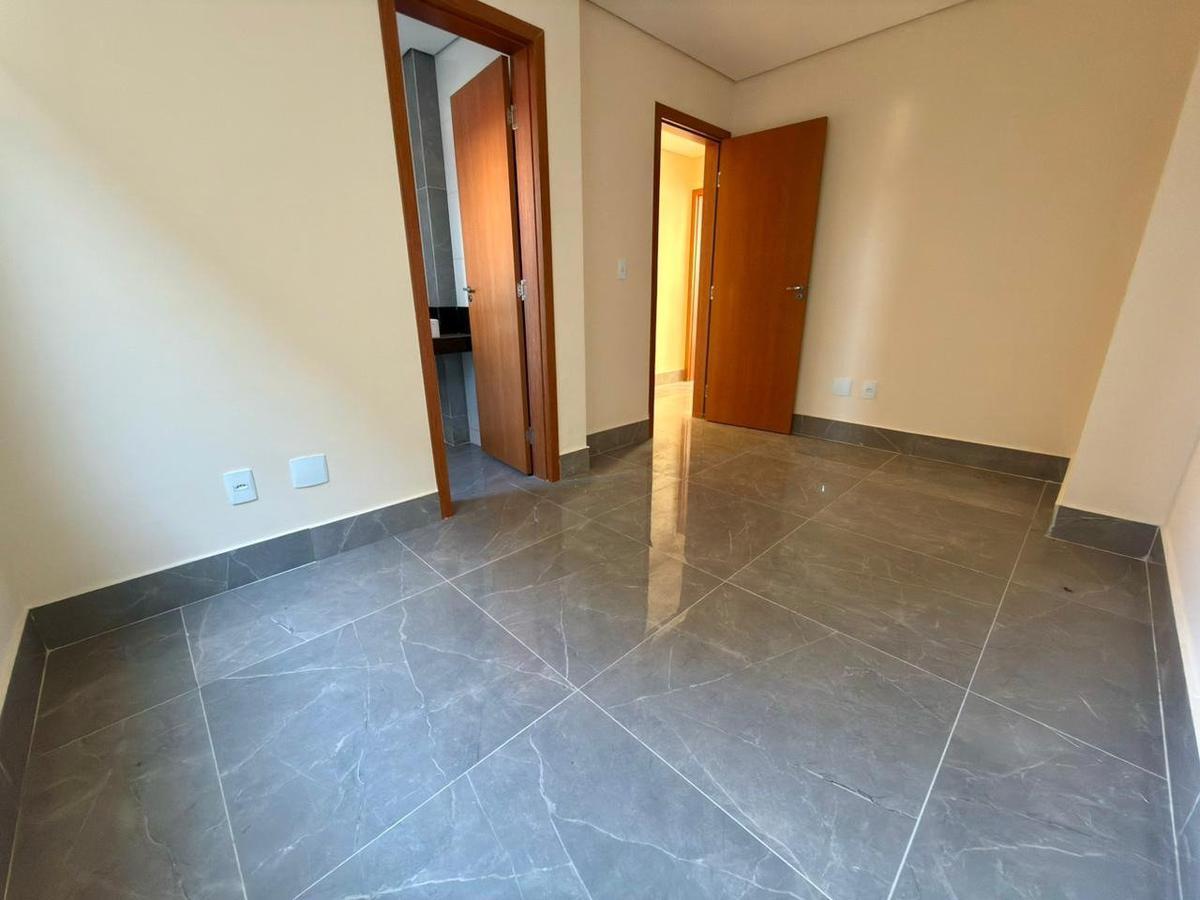 Apartamento, Planalto, 3 Quartos, 2 Vagas, 1 Suíte