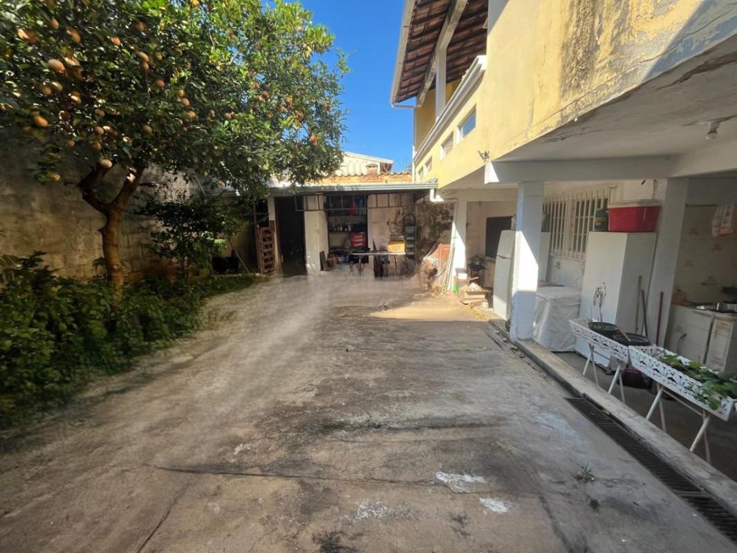Casa, Alípio de Melo, 3 Quartos, 4 Vagas, 1 Suíte