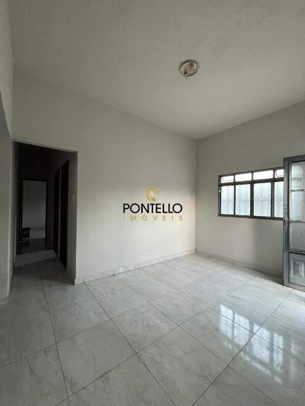 Casa, Manoa, 3 Quartos, 2 Vagas, 1 Suíte