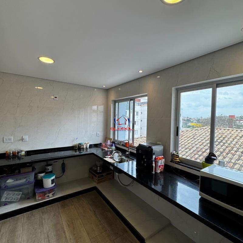 Cobertura, Paquetá, 3 Quartos, 3 Vagas, 1 Suíte