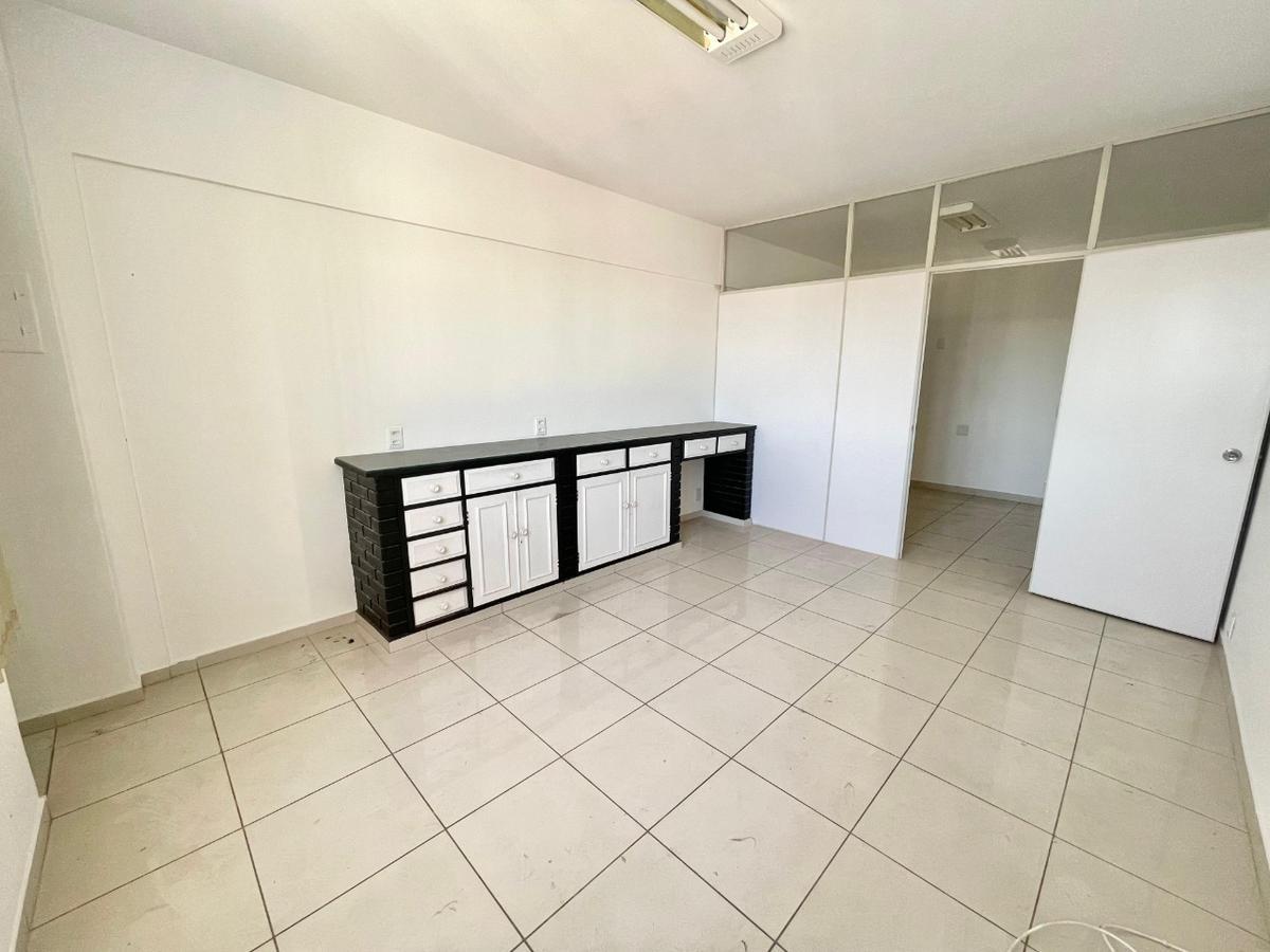 Sala, São José, 0 Quarto, 0 Vaga