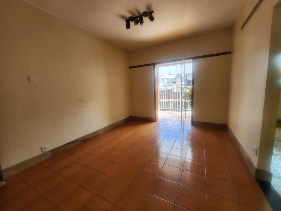 Casa, Ressaca, 2 Quartos, 0 Vaga