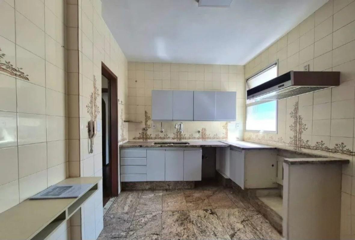 Apartamento, Savassi, 4 Quartos, 2 Vagas, 1 Suíte