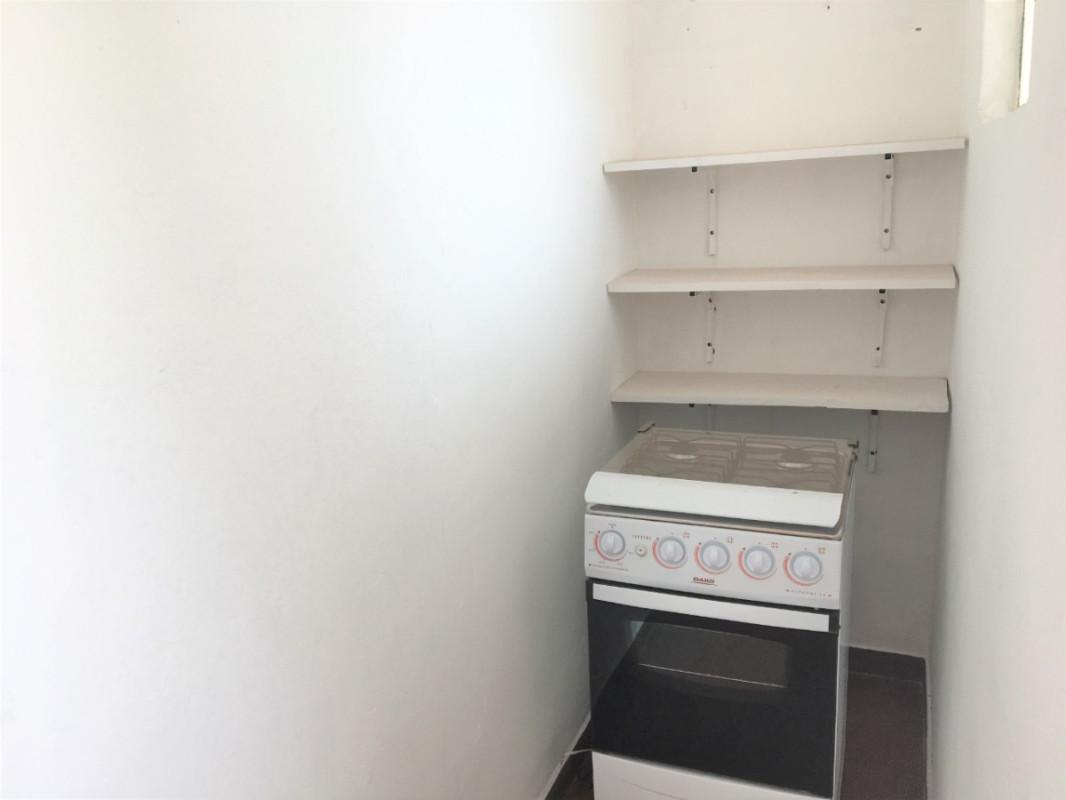 Quitinete, Sagrada Família, 1 Quarto, 0 Vaga