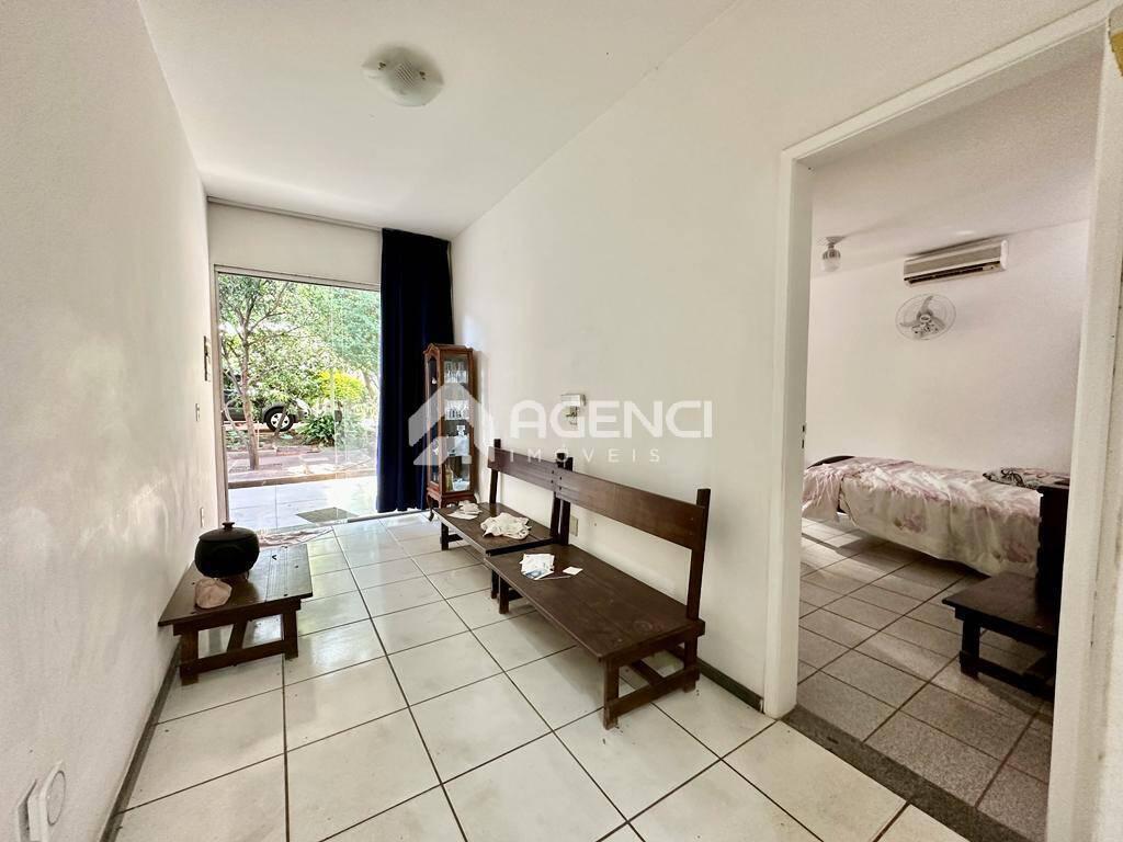 Casa, Camargos, 2 Quartos, 0 Vaga, 1 Suíte