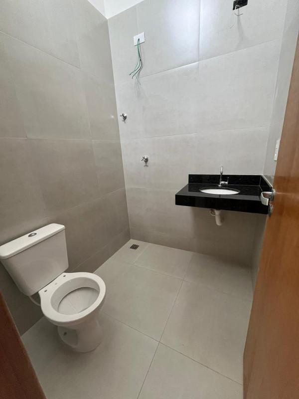 Casa, Santa Mônica, 2 Quartos, 1 Vaga, 2 Suítes