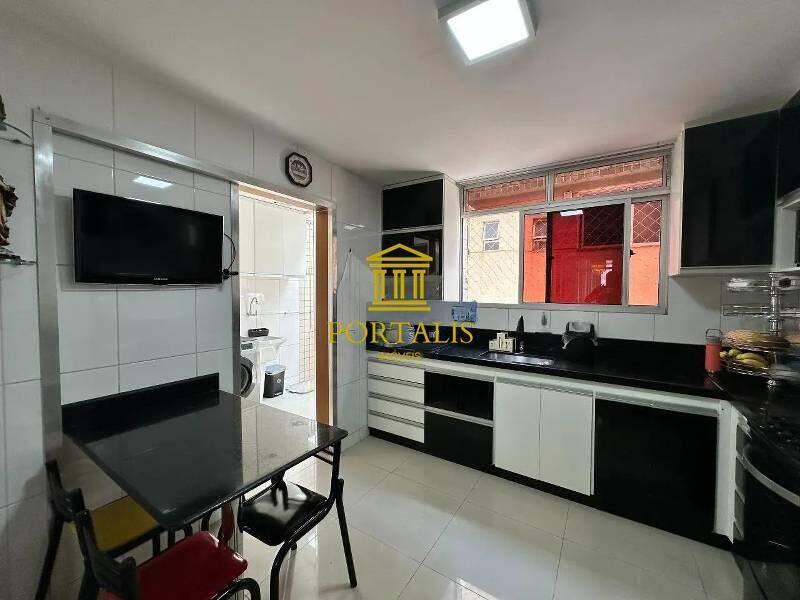 Apartamento, Buritis, 4 Quartos, 3 Vagas, 1 Suíte