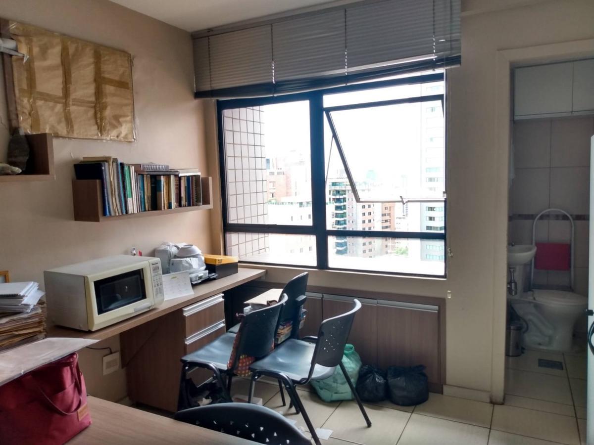 Sala, Funcionários, 0 Quarto, 1 Vaga