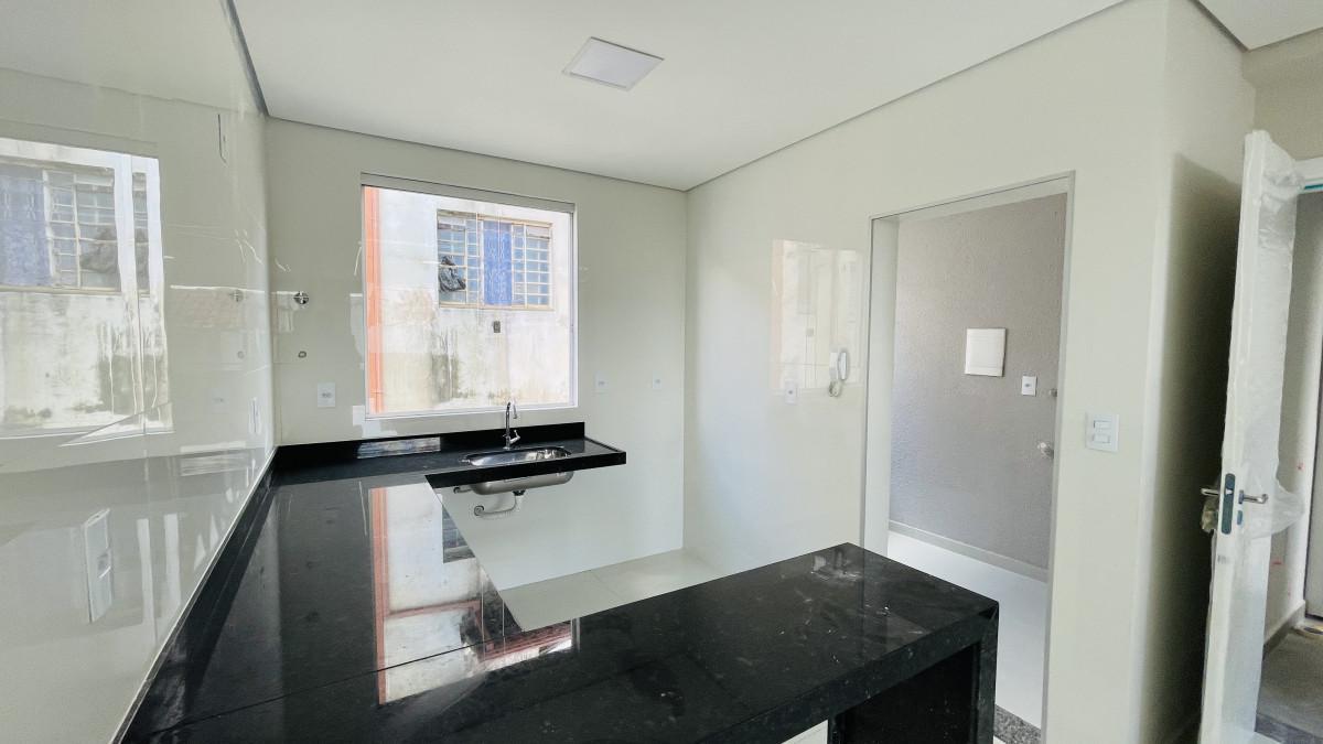 Cobertura, Pedra Azul, 3 Quartos, 2 Vagas