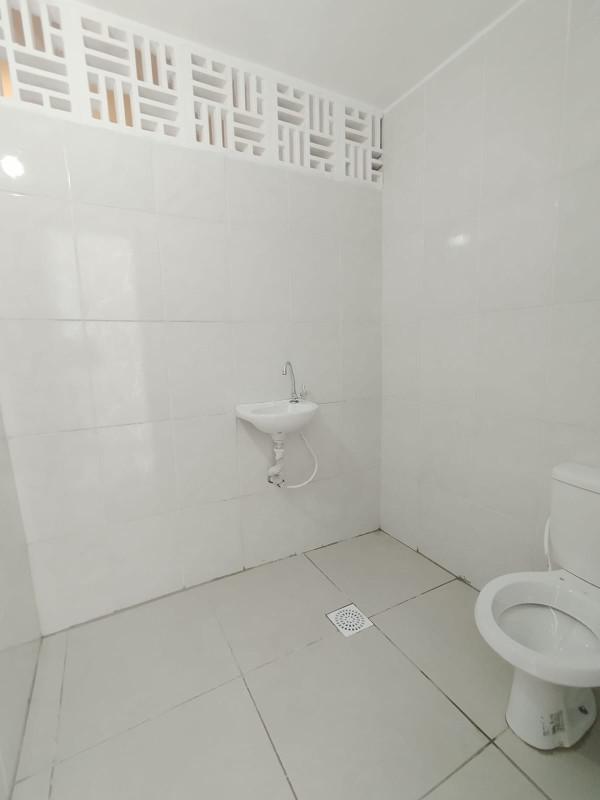 Casa Comercial, Santa Cruz, 2 Quartos, 0 Vaga, 1 Suíte