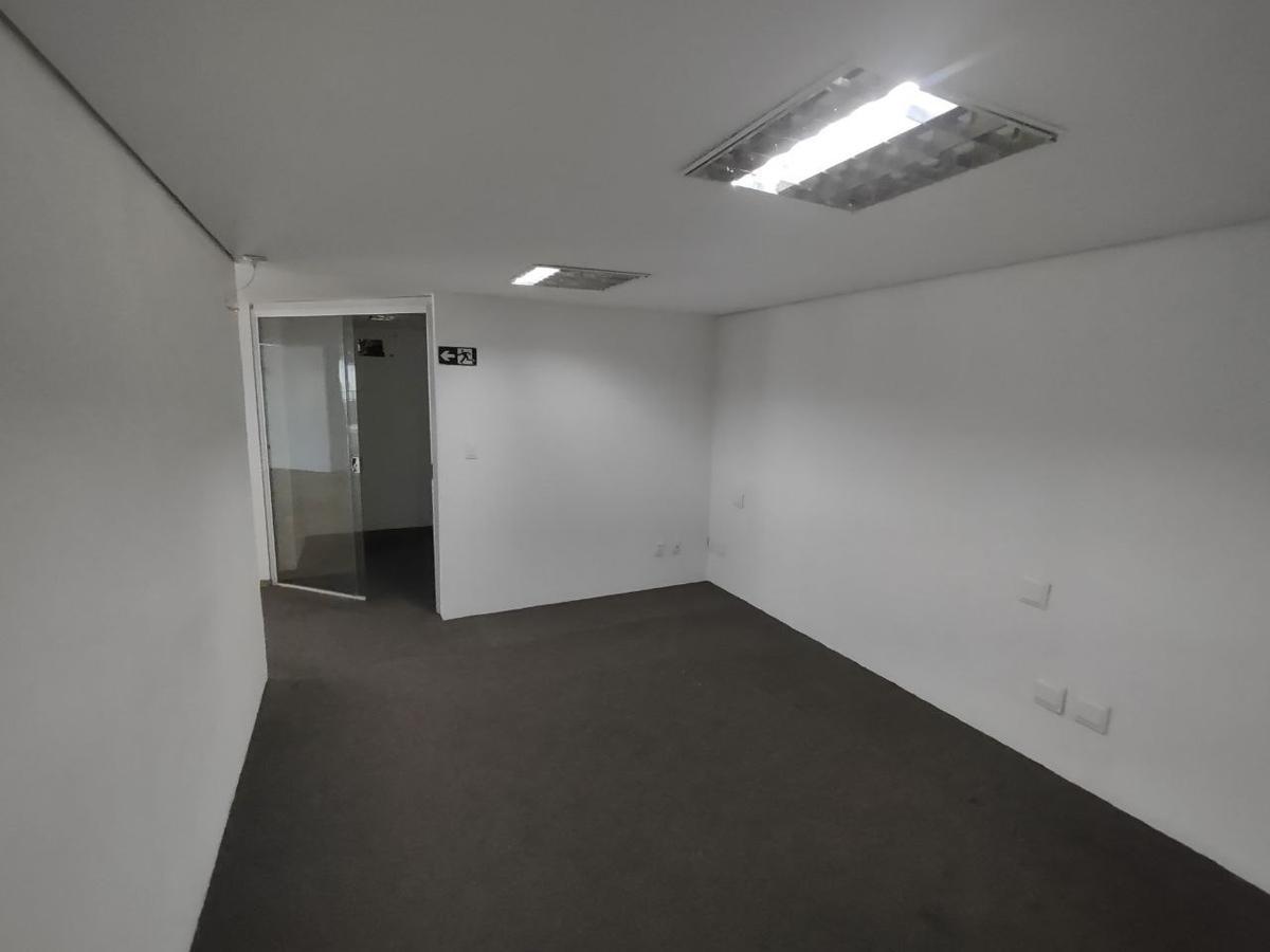 Sala, Santa Efigênia, 0 Quarto, 7 Vagas